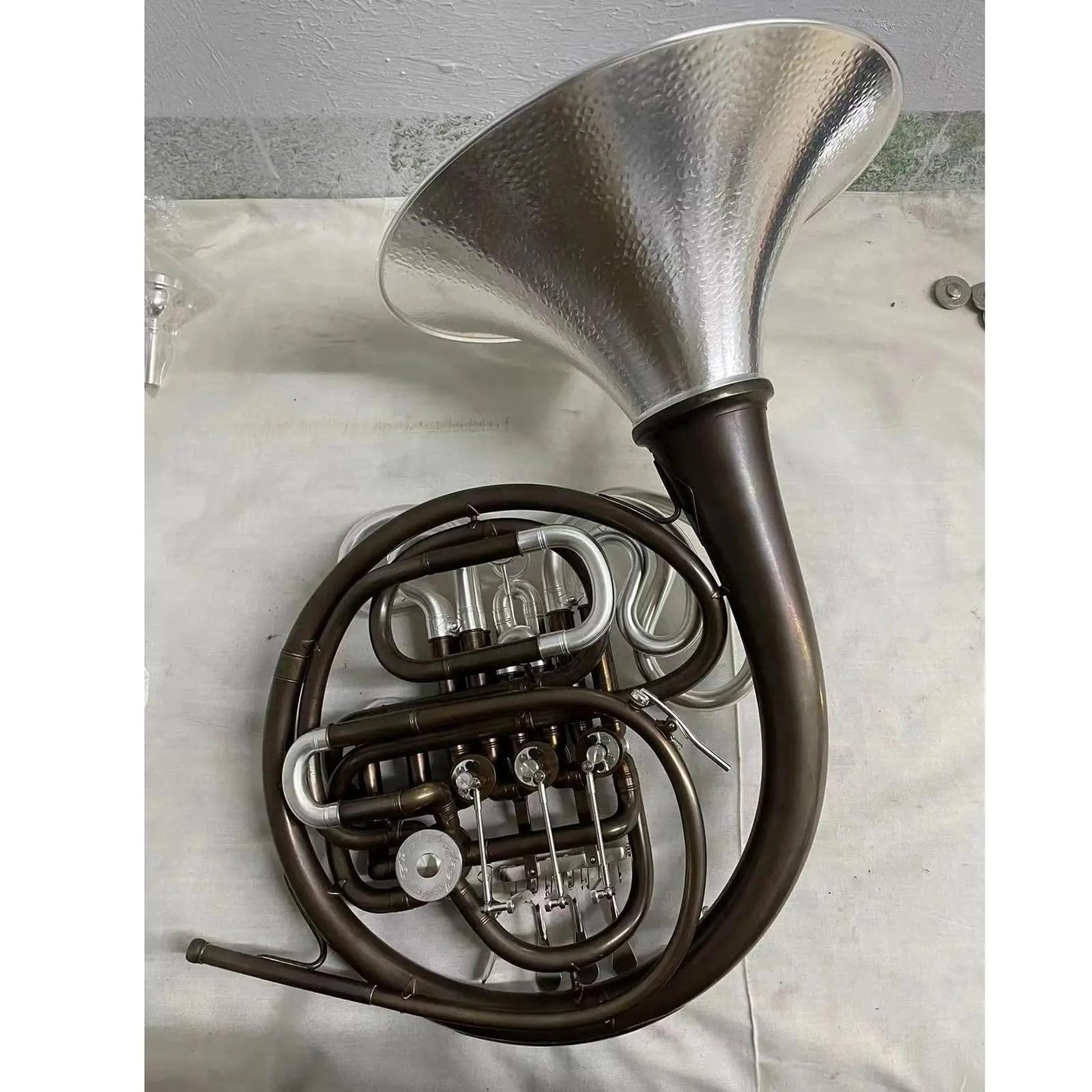 Amazon | 初心者フレンチホルン プロフェッショナルイエロー真鍮素材